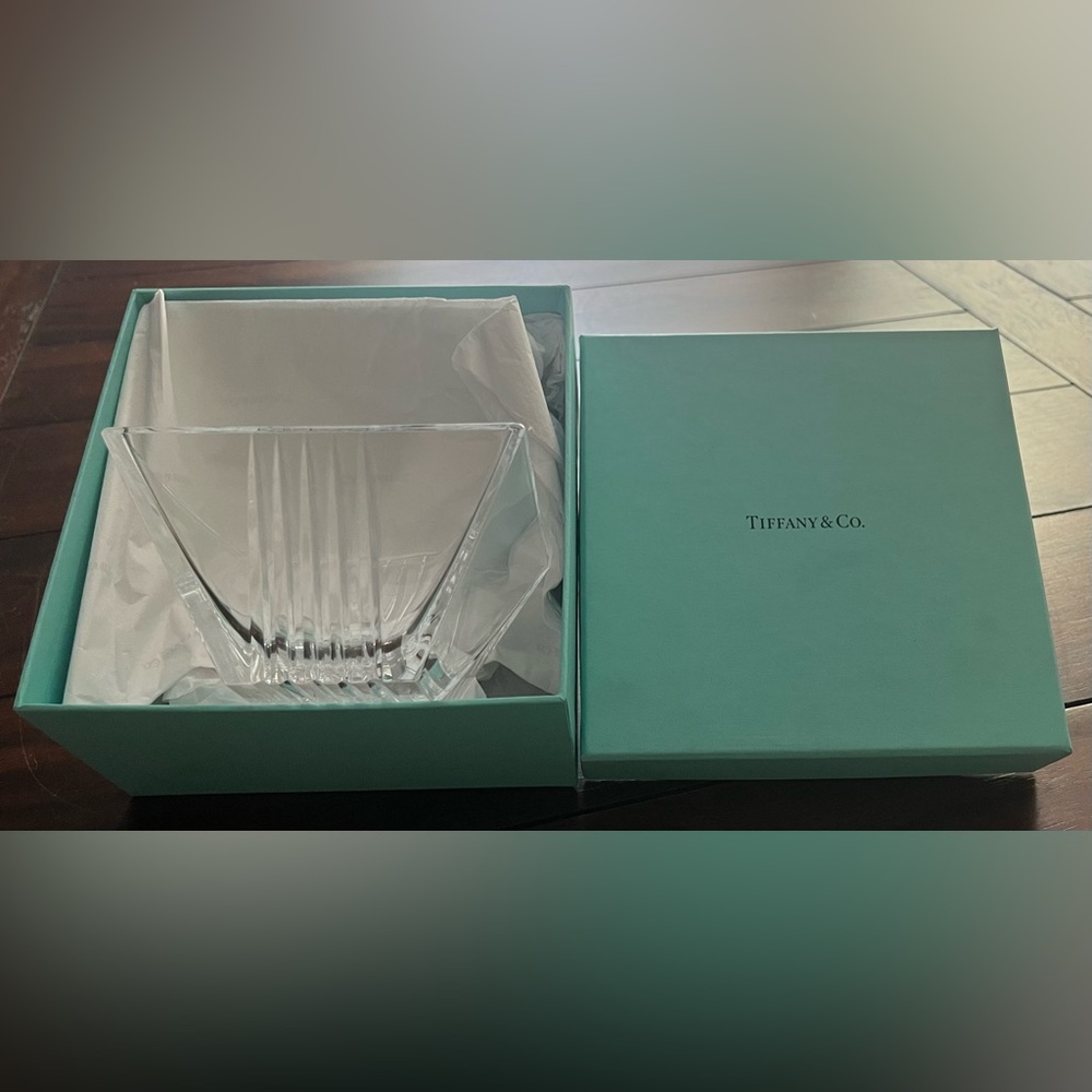 Tiffany & Co. Crystal Metropolis Square Dish